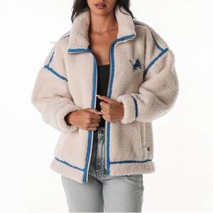 The Wild Collective Women's Detroit Lions Natural Taping Sherpa Jacket Size XXL